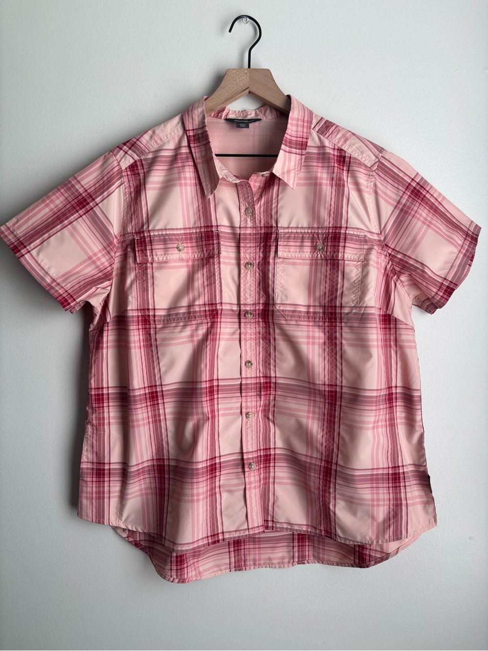 Eddie Bauer Adventure Shirt XL Short Sleeve Plaid Outdoor Hiking Travel UPF 50+